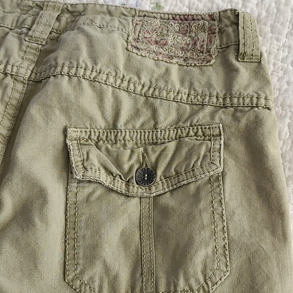 Life is good capris - Picture 4 of 6